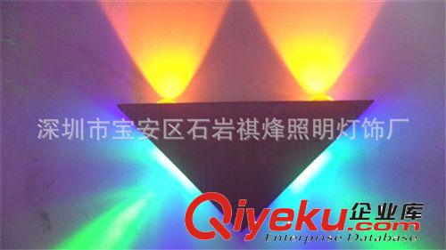 LED成品區(qū) 爆款LED壁燈 三角形壁燈 2w 3W 4W 5WKTV酒店燈 舞臺燈 七彩壁燈原始圖片3