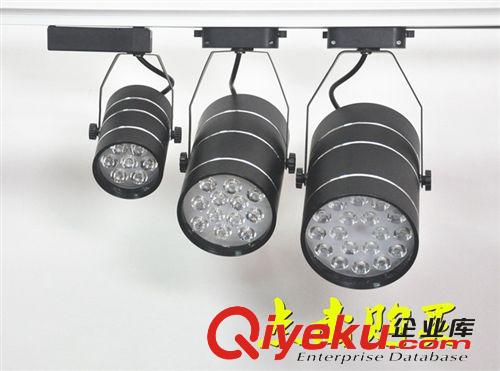 LED軌道燈 供應(yīng)高亮LED軌道燈 服裝店專用導(dǎo)軌式LED燈 展廳展柜燈