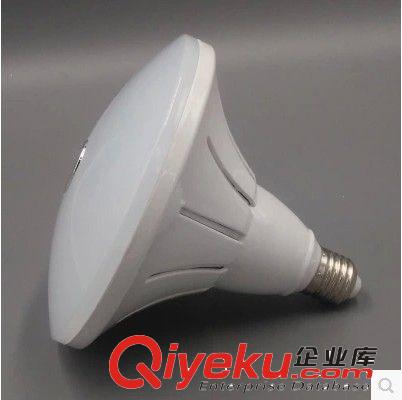 LED球泡燈 18W超亮220Vled燈E27B22螺口led節(jié)能泡燈12Vled燈泡13Wled飛碟燈原始圖片3