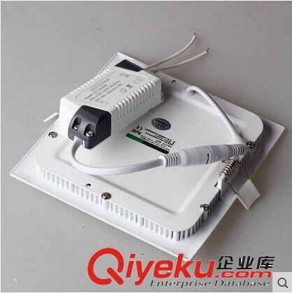 LED面板燈 超薄 led筒燈全套天花嵌入面板燈防霧燈客廳6W12W15W吊頂洞燈節(jié)能原始圖片3