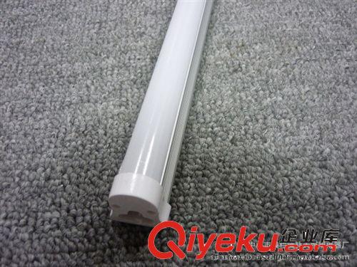 LED日光燈 T5led日光燈;LED無影無暗區(qū)日光燈T5LED超亮日光燈T5LED18W日光燈