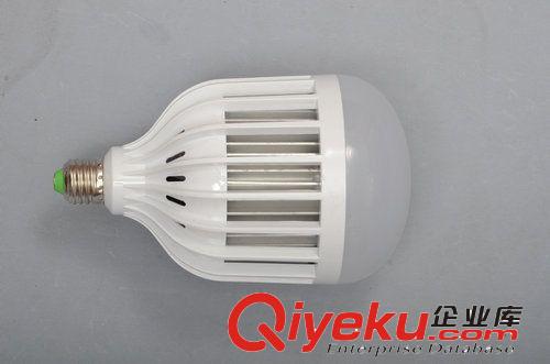 LED球泡燈 中山廠家tj供應(yīng)E27螺口超亮工程廠房用36WLED燈泡 LED球泡燈原始圖片3