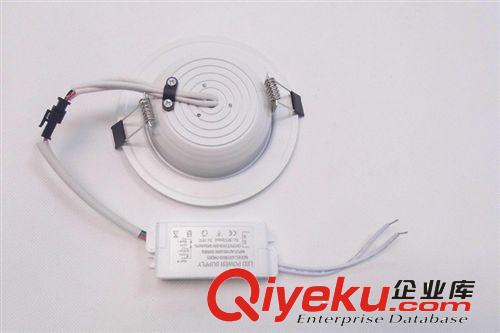 LED筒燈 廠家直銷 供應led變光三色筒燈 3w 5w 7w 9w 12w 品質保障原始圖片2