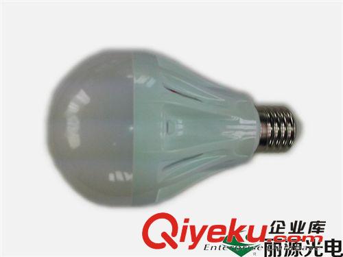 LED球泡拉泡尖泡 廠家供應(yīng)  LED-9W塑料球泡 低價球泡燈