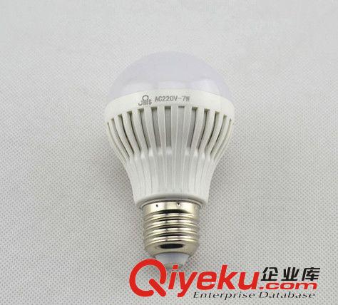 LED 球泡燈 LED雷達感應燈