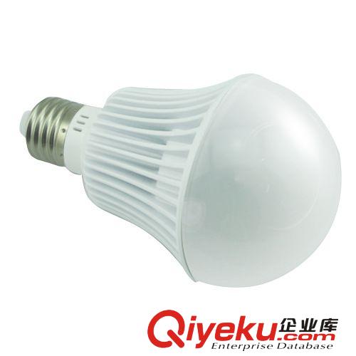 LED 球泡燈 A60/7W-壓鑄LED球泡燈