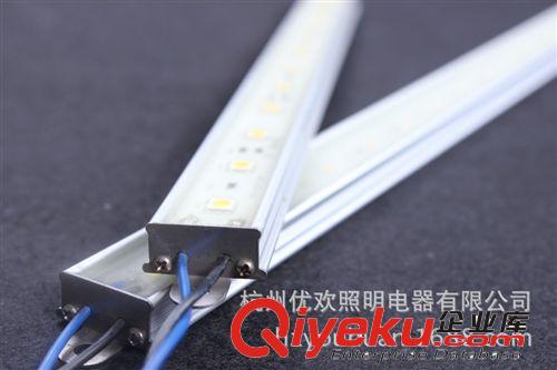 防水线条灯 smd3014-60珠 户外照明  补光用铝硬灯条 防水灯条 暗槽灯条