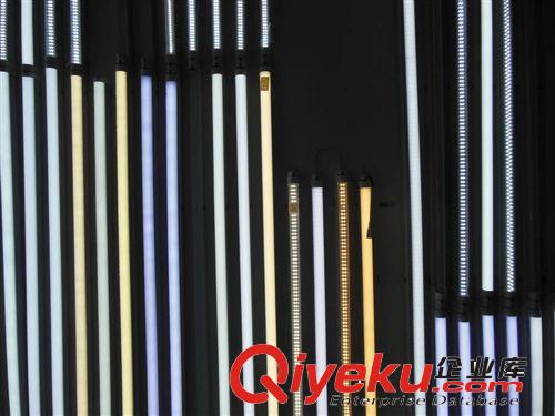 天花燈 【本店熱銷】2013年新款天花燈 {zx1}設(shè)計天花燈 美觀大方