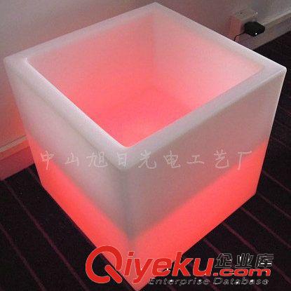 冰桶 酒桶 廠家批發(fā) led充電酒吧發(fā)光凳椅 各種變色led滾塑發(fā)光坐凳原始圖片2