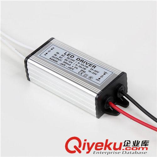 低壓防水電源 低價(jià)批發(fā) LED泛光燈工礦燈驅(qū)動(dòng)電源 供應(yīng)防水恒流投光燈電源9-12W