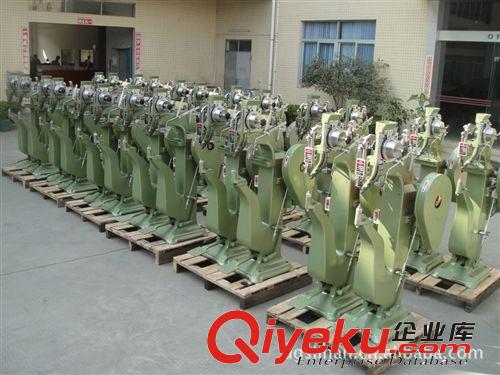 鉚釘機(jī)-童車涼椅制品行業(yè) 【鴻達(dá)牌二十年品質(zhì) 廠家直銷】文件夾雞眼機(jī) 禮品盒雞眼機(jī)原始圖片2
