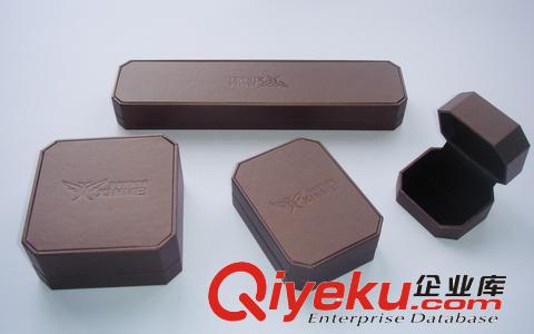 禮品盒 廣東禮品盒廠家{zh0}的禮品盒廠家   深圳禮品盒手提袋定做廠家