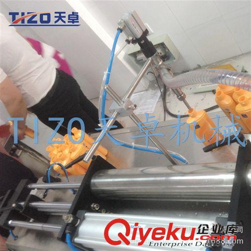 灌裝機(jī)械系列 廣州灌裝機(jī)設(shè)備生產(chǎn)廠家 半自動(dòng)灌裝機(jī)器 洗潔精灌裝機(jī)原始圖片2