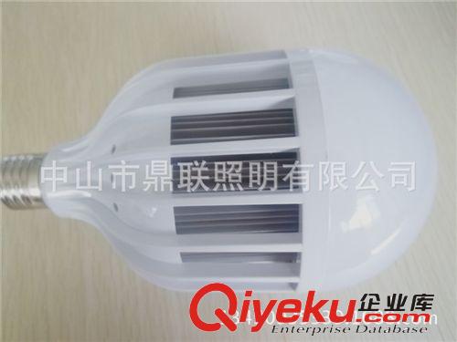 LED塑料球泡 批發(fā) 36W大功率led球泡燈 帶散熱器LED燈泡 恒流帶IC塑料球泡燈