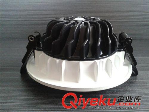 》LED筒燈 {zx1}推出LED/COB壓鑄筒燈10W4寸145mm天花燈廠家直銷外殼/套件原始圖片2