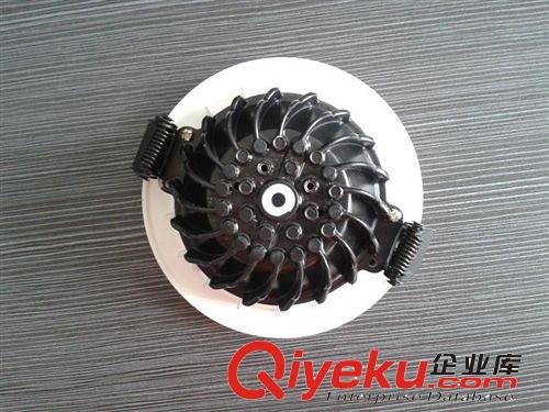 》LED筒燈 {zx1}推出LED/COB壓鑄筒燈10W4寸145mm天花燈廠家直銷外殼/套件原始圖片3