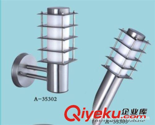 壁  燈 本廠專業(yè)生產(chǎn)多款優(yōu)質(zhì)不銹鋼戶外壁燈A-35402歡迎前來(lái)咨詢訂購(gòu)原始圖片3