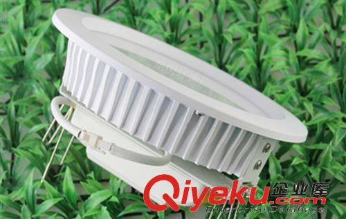 LED A系列壓鑄筒燈 供應(yīng)8寸鋁合金LED壓鑄筒燈 旭明新開模具 香港燈展熱門燈具