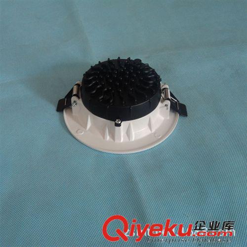 {zx1}上市 新款4寸led筒燈外殼 7W/9W貼片專用防霧筒燈配件 工程{sx}led燈具原始圖片2