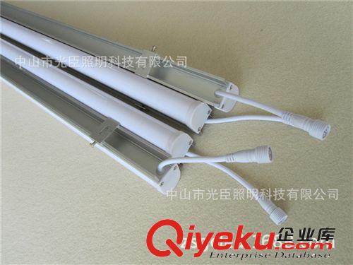 LED貼片線條燈 中山古鎮(zhèn)工廠 六段外控全彩七彩護(hù)欄管 工程專用輪廓燈 大量現(xiàn)貨原始圖片3