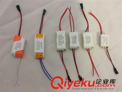 驅(qū)動 廠家直銷  led外置驅(qū)動電源8-12W 調(diào)光驅(qū)動電源  兩年質(zhì)保