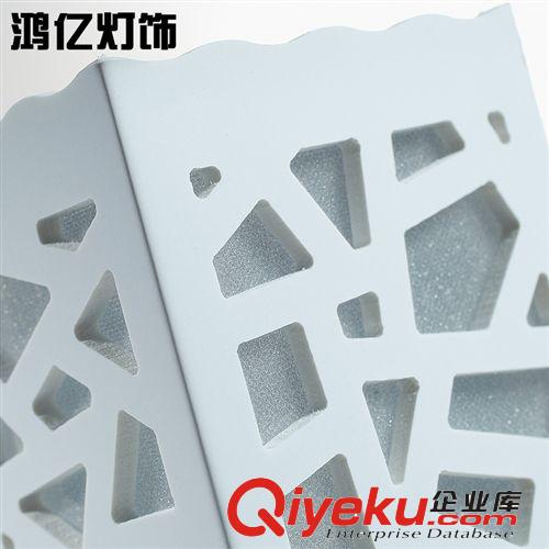 臺燈 爆款雕花燈 現代簡約溫馨臥室客廳創意裝飾臺燈時尚熱銷臺燈原始圖片3
