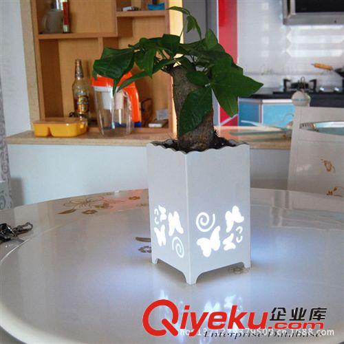 臺燈 鴻億家居 宜家簡約臺燈 客廳臥室床頭燈小夜燈 創意雕花裝飾臺燈原始圖片3