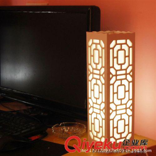 落地燈 創(chuàng)意雕花簡約小夜燈 客廳臥室時尚書房現代家裝臺燈