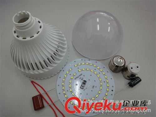 LED球泡成品 led 球泡   E27/ E14/ B22燈頭