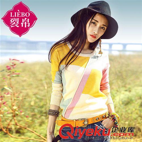 毛衣 預(yù)售民族風(fēng)高領(lǐng)毛衣漸變提花間紅色針織衫毛衣女5114043S