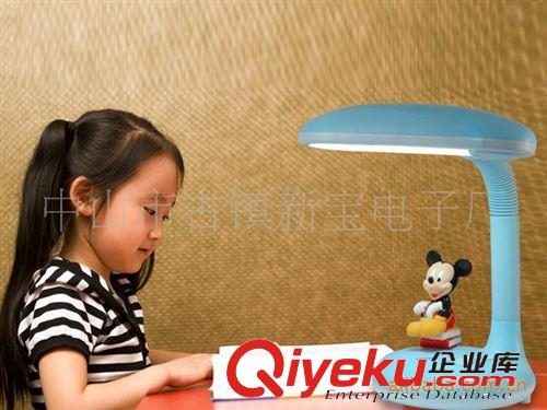全國(guó)包郵迪士尼護(hù)眼臺(tái)燈75元代發(fā) MT-348.328米奇美妮小熊卡通燈原始圖片2