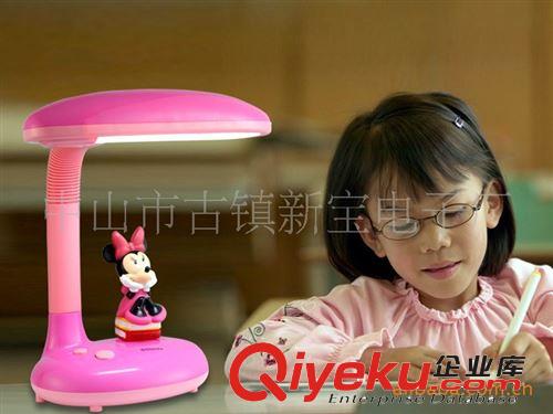 供應(yīng)護(hù)眼臺(tái)燈、MT-258臺(tái)燈、時(shí)鐘臺(tái)燈、讀書(shū)臺(tái)燈、塑料禮品燈