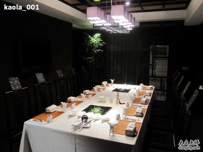 中山古鎮(zhèn)燈具廠家定制上海餐飲店現(xiàn)代鐵藝吊燈原始圖片2