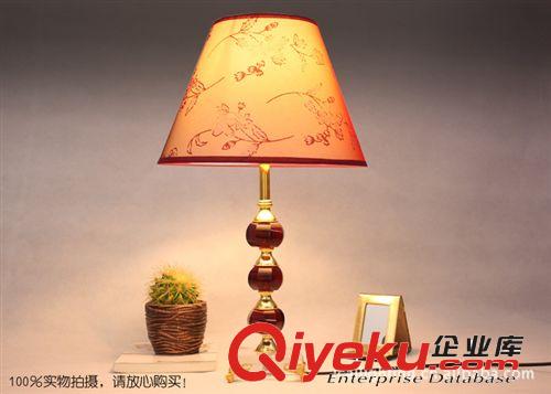臺(tái)燈批發(fā) 家居裝飾現(xiàn)代臺(tái)燈 田園紅色臺(tái)燈 布藝臺(tái)燈 0254原始圖片2