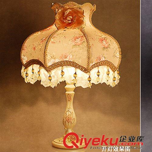 新婚禮物臺(tái)燈臥室床頭觸摸婚慶臺(tái)燈護(hù)眼學(xué)習(xí)創(chuàng)意時(shí)尚現(xiàn)代臺(tái)燈
