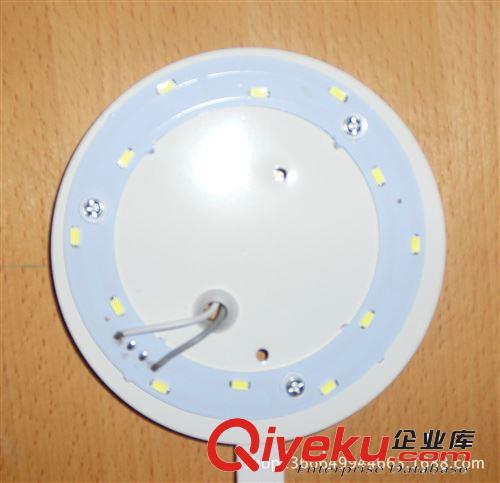批發(fā)供應(yīng) 現(xiàn)貨LED光源吸頂燈 新款圓形臥室吸頂燈原始圖片3