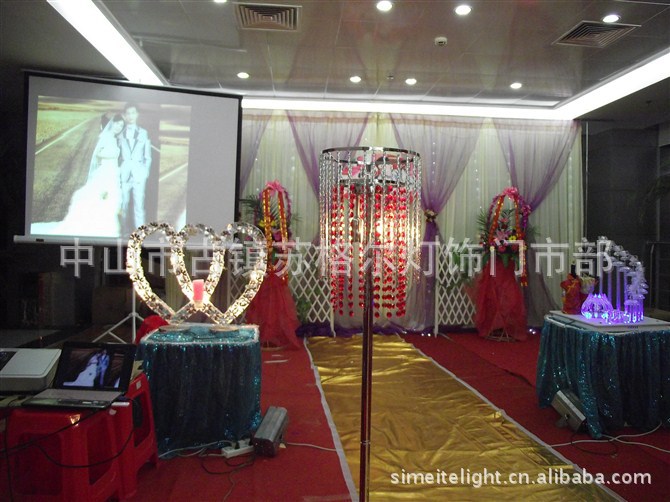 供應婚慶道具心燭臺  雙心燭臺   婚慶道具批發(fā)婚慶道具場景布原始圖片3
