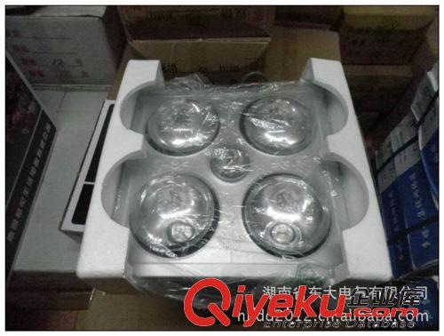 zp 青島櫻花 四燈取暖帶照明浴霸 300X300   集成吊頂式原始圖片3