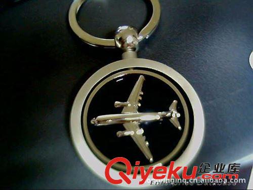 廠家{zx1}供應(yīng)航空禮品小巧可愛型飛機(jī)形狀鑰匙扣；促銷商務(wù)禮品