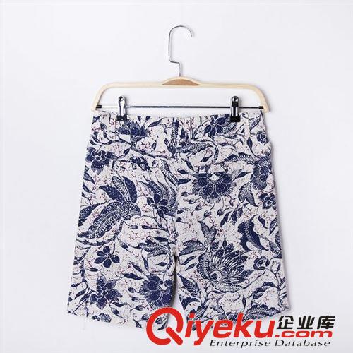 2014夏季新款愛情復(fù)古花卉歐式gd潮流男女情侶裝休閑短褲潮批發(fā)原始圖片2