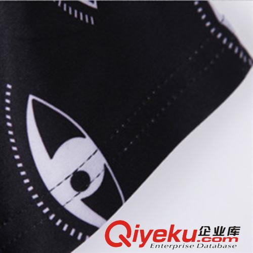 2014春夏新款男士修身短袖個(gè)性時(shí)尚簡(jiǎn)約歐美風(fēng)大眼睛短袖T恤批發(fā)原始圖片3