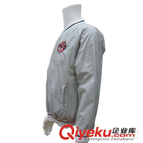 【中山一動(dòng)】男女生棒壘球淺灰色V領(lǐng)長(zhǎng)袖風(fēng)衣雨襯 學(xué)院風(fēng)外套批發(fā)原始圖片2
