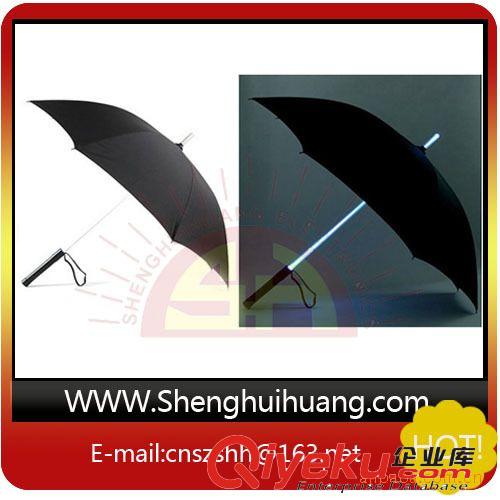 LED直棒發(fā)光雨傘  禮品雨傘 時尚創(chuàng)意雨傘 LED傘