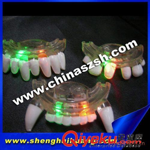 供應(yīng)閃光牙套LED發(fā)光牙套酒吧用品LED閃燈牙套原始圖片2
