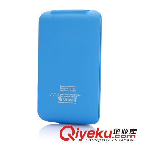 移動(dòng)電源深圳工廠 土豪金時(shí)尚迷你充電寶超薄聚合物創(chuàng)意移動(dòng)電源原始圖片2