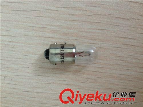 供應(yīng)OSRAM/歐司朗 機(jī)動車中小燈泡 旋轉(zhuǎn)式T4W  BA9s  3893  12V原始圖片2