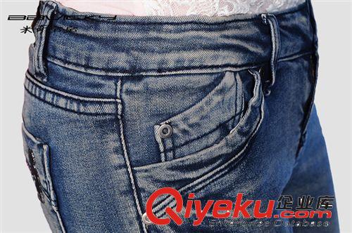 女式牛仔褲廠家批發(fā) 高腰大碼胖mm服飾代理加盟 新款小腳褲女長褲