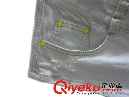 供應(yīng) 女式牛仔短褲熱褲 低腰薄款混合牛仔 質(zhì)量{yx} 價格實(shí)惠原始圖片3
