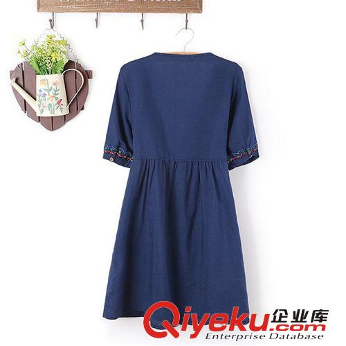 2014夏季新款女 日系森女系刺繡名族風(fēng)單排扣圓領(lǐng)短袖連衣裙1009原始圖片3