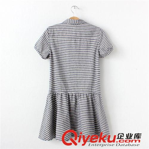 2014新款日系女裝棉麻條紋口袋刺繡拼接排扣翻領(lǐng)短袖連衣裙夏773原始圖片2